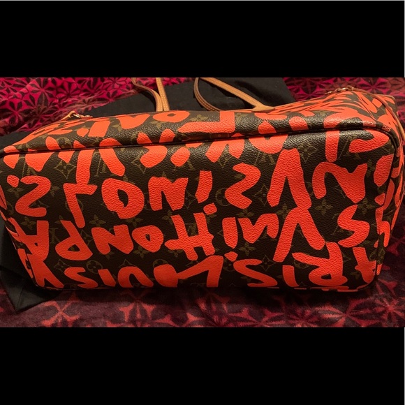EUC❤️Louis Vuitton Orange Graffiti NF Gm - Picture 8 of 16